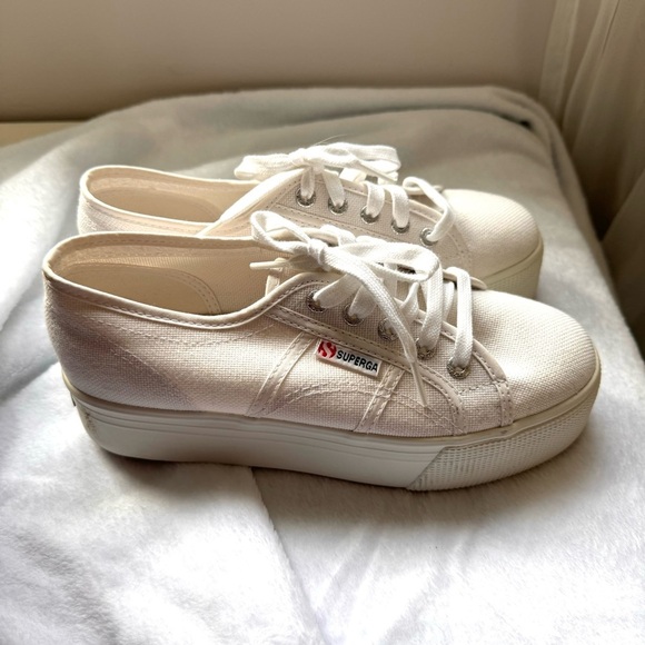 [CLEARANCE/Send Offers] Superga 2790 Platform Sneaker in Optical White - Picture 4 of 9